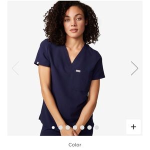 Figs Catarina One Pocket Scrub Top (Medium, Navy)